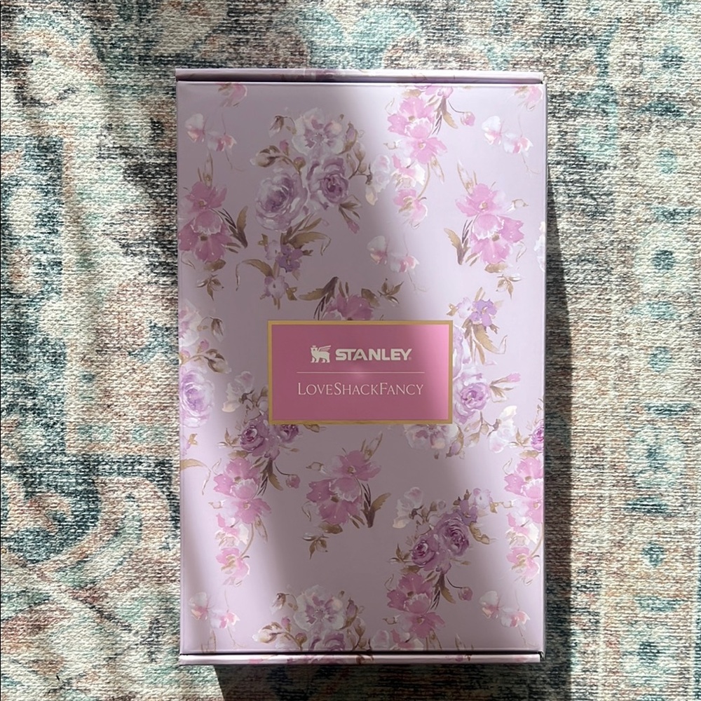 NIB Stanley x LoveShackFancy Lavender Floral Tumbler